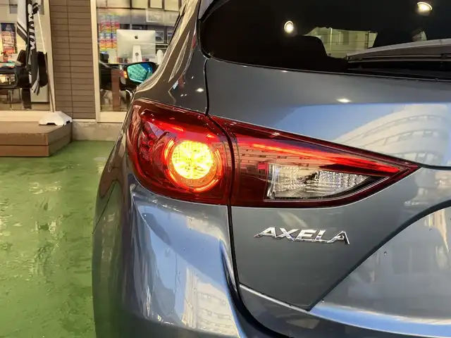 マツダ アクセラ スポーツ 15S 神奈川県 2014(平26)年 5.7万km ブルーリフレックスマイカ マツダコネクトナビ/Bluetooth/CD/DVD/USB/衝突被害軽減ブレーキ/クルーズコントロール/バックカメラ/ETC/アイドリングストップ/横滑り防止装置/ステアリングスイッチ/社外17AW/ブルーリフレックスマイカ