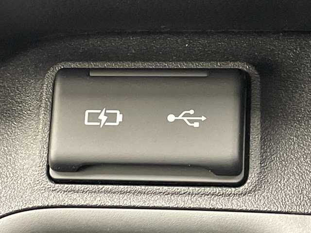 トヨタ シエンタ X 愛知県 2024(令6)年 2.2万km アーバンカーキ セーフティセンス　/純正ＤＡ　/パワスラ　/レーダークルコン　/バックカメラ　/コーナーセンサー　/ＥＴＣ２．０　/ＬＥＤヘッド　/レーンキープ　/オートハイビーム　/ステアリングスイッチ　/スマートキー　/プッシュスタート