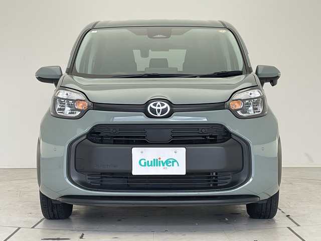 トヨタ シエンタ X 愛知県 2024(令6)年 2.2万km アーバンカーキ セーフティセンス　/純正ＤＡ　/パワスラ　/レーダークルコン　/バックカメラ　/コーナーセンサー　/ＥＴＣ２．０　/ＬＥＤヘッド　/レーンキープ　/オートハイビーム　/ステアリングスイッチ　/スマートキー　/プッシュスタート