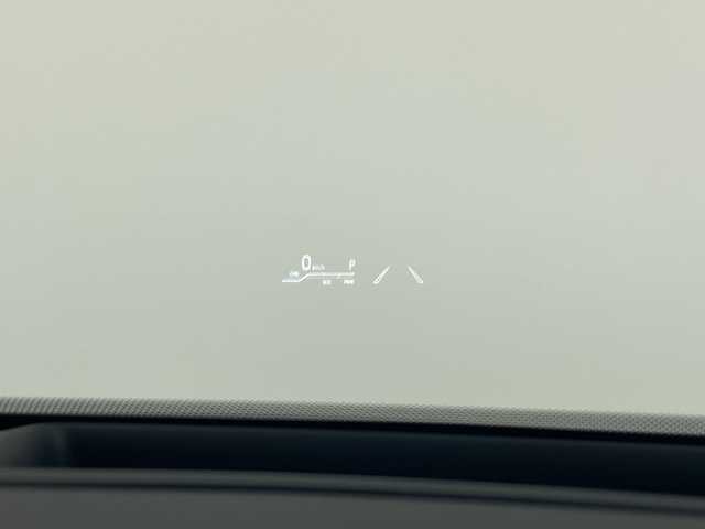 トヨタ ハリアー ハイブリッド Z 愛知県 2023(令5)年 4.4万km プレシャスブラックパール 純正12.3インチナビ/パノラミックビューモニター/調光パノラマルーフ(電動シェード)/ハーフレザーシート/JBLサウンド/フルセグTV/Bluetooth・USB・AppleCarPlay・AndroidAuto/HDMI/ETC2.0/AC100V・1500Wコンセント/デジタルインナーミラー/カラーヘッドアップディスプレイ/パワーバックドア/トヨタセーフティセンス/プリクラッシュセーフティ/レーントレーシングアシスト/レーダークルーズコントロール/アダプティブハイビームシステム/ロードサインアシスト/ドライバー異常時対応システム/先行車発進告知/横滑り防止/ヒルスタートアシスト/PKSB/BSM/車両接近通報/LEDヘッドライト/オートライト/フロントフォグランプ/オート格納ミラー/運転席パワーシート/運転席電動ランバーサポート/オートチルトアウェイ&リターン機能/ナノイーX/純正フロアマット/純正ラゲッジルームシート/充電用USB端子(TypeC)/純正19インチアルミホイール(スーパークロームメタリック塗装)