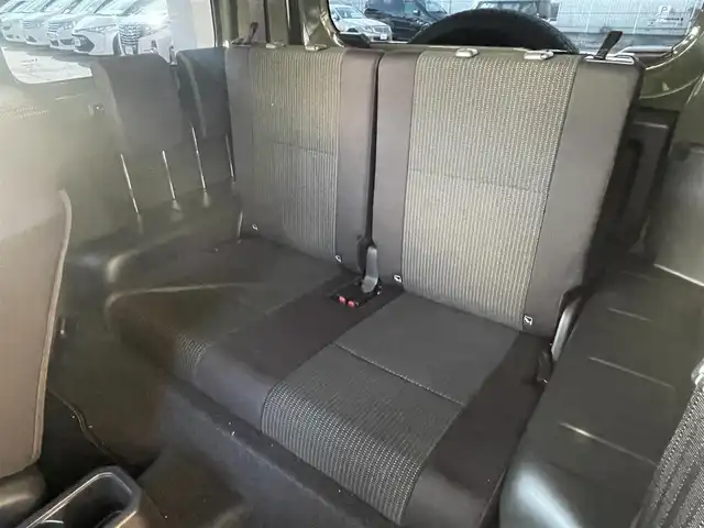 スズキ ジムニー XC 大阪府 2021(令3)年 1万km ジャングルグリーン 5MT/純正8型ナビ フルセグTV CD DVD BT/バックカメラ/ETC/前後ドラレコ/スマートキー 2個/衝突被害軽減ブレーキ/クルーズコントロール/レーンアシスト/オートマチックハイビーム/LEDオートヘッドライト/フォグライト/背面タイヤ/ステアリングリモコン/シートヒーター/ダウンヒルアシストコントロール/革巻きステアリング/W サイド カーテン エアバッグ/保証書 取説 ナビ取説/禁煙車