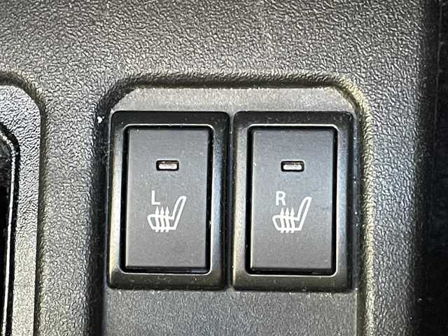 スズキ ジムニー XC 大阪府 2021(令3)年 1万km ジャングルグリーン 5MT/純正8型ナビ フルセグTV CD DVD BT/バックカメラ/ETC/前後ドラレコ/スマートキー 2個/衝突被害軽減ブレーキ/クルーズコントロール/レーンアシスト/オートマチックハイビーム/LEDオートヘッドライト/フォグライト/背面タイヤ/ステアリングリモコン/シートヒーター/ダウンヒルアシストコントロール/革巻きステアリング/W サイド カーテン エアバッグ/保証書 取説 ナビ取説/禁煙車