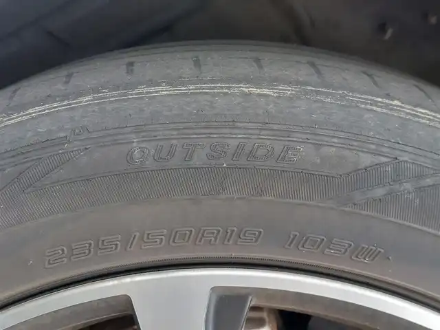 トヨタ ハリアー エレガンス GRスポーツ 東京都 2018(平30)年 6.2万km ブラック Toyota Safety Sense P/・プリクラッシュセーフティシステム/・レーンディパーチャーアラート/・アダプティブハイビームシステム/・レーダークルーズコントロール/GRスポーツ専用装備/・専用マフラー/・チューニングサスペンション/・ブレーキキャリパー/・エンブレム/サンルーフ/純正ナビ/フルセグTV/ドライブレコーダー/バックカメラ/ETC/MTモード付きAT/パワーシート/ハーフレザー/LEDヘッドライト/オートライト/オートマチックハイビーム/19インチ純正アルミホイール/純正フロアマット/ワンオーナー