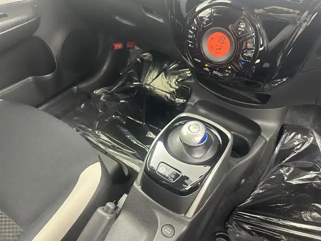 日産 ノート e－パワー X Vセレクション 埼玉県 2019(令1)年 6万km ブリリアントホワイトパール 純正ナビ　フルセグ　ＣＤ／ＤＶＤ　Ｂｌｕｅｔｏｏｔｈ　アラウンドビューモニター　デジタルインナーミラー　ＬＥＤヘッドライト　レーンキープアシスト　コーナーセンサー　ドライブレコーダー　スマートキー