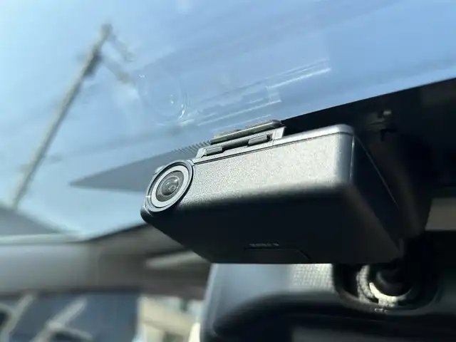 日産 ノート e－パワー X Vセレクション 埼玉県 2019(令1)年 6万km ブリリアントホワイトパール 純正ナビ　フルセグ　ＣＤ／ＤＶＤ　Ｂｌｕｅｔｏｏｔｈ　アラウンドビューモニター　デジタルインナーミラー　ＬＥＤヘッドライト　レーンキープアシスト　コーナーセンサー　ドライブレコーダー　スマートキー