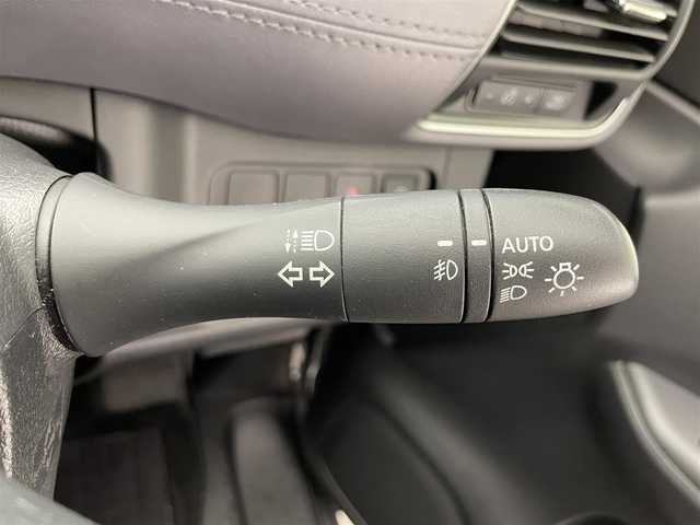 日産 セレナ ハイウェイスター V 滋賀県 2021(令3)年 7.8万km ダークメタルグレー 禁煙車/純正ナビ/CD/DVD/Bluetooth/フルセグテレビ/全方位カメラ/プロパイロット/両側パワースライドドア/革巻きステアリング/ETC2.0/コーナーセンサー/オートライト/ウィンカーミラー/ブレーキホールド