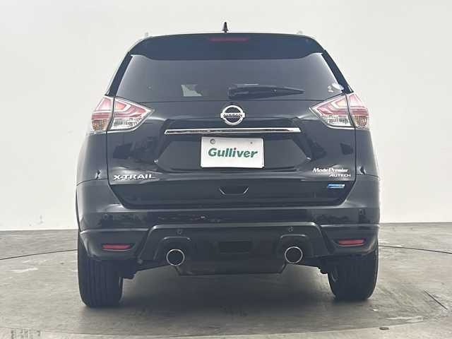 日産 エクストレイル モード・プレミア 兵庫県 2016(平28)年 7万km ダイヤモンドブラック ・純正ナビ/Bluetooth/CD/DVD/TV/・全方位カメラ/・前後ドライブレコーダー/・ビルドインETC2.0/・前後コーナーセンサー/・クルーズコントロール/・パーキングアシスト/・盗難防止装置/・エマージェンシーブレーキ/・革シート/・シートヒーター（D席＋N席）/・ステアリングリモコン/・社外18インチアルミホイール/・LEDヘッドライト/・オートライト/・スマートキー/・アイドリングストップ/・Wエアバッグ/・純正フロアマット
