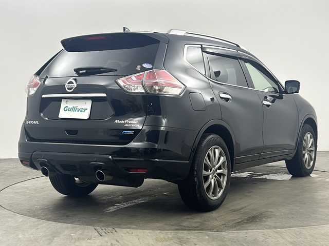 日産 エクストレイル モード・プレミア 兵庫県 2016(平28)年 7万km ダイヤモンドブラック ・純正ナビ/Bluetooth/CD/DVD/TV/・全方位カメラ/・前後ドライブレコーダー/・ビルドインETC2.0/・前後コーナーセンサー/・クルーズコントロール/・パーキングアシスト/・盗難防止装置/・エマージェンシーブレーキ/・革シート/・シートヒーター（D席＋N席）/・ステアリングリモコン/・社外18インチアルミホイール/・LEDヘッドライト/・オートライト/・スマートキー/・アイドリングストップ/・Wエアバッグ/・純正フロアマット