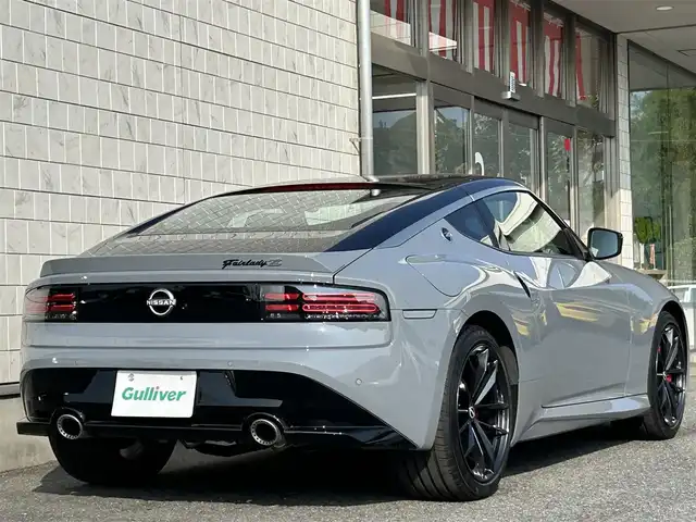 日産 フェアレディ Ｚ バージョンS 埼玉県 2024(令6)年 0.2万km ステルスグレー/スーパーブラック ワンオーナー/外部検査済み/6MTモデル/登録時走行1608km/ボディカラー：ステルスグレーII/ツートンルーフ/純正ナビゲーション/Bluetooth/バックカメラ/フロアマット/純正3連メーター/専用RAYS鍛造19インチアルミ/レーダークルーズコントロール/衝突軽減ブレーキ/LEDヘッドライト/FRコーナーセンサー/スリップコントロール/スペアキー/新車保証書/取扱説明書