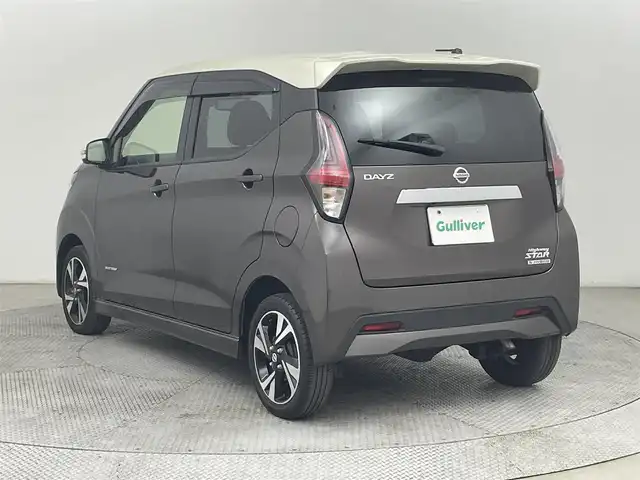 日産 デイズ HWS G ターボ プロパイロットED 道央・札幌 2022(令4)年 5万km フローズンバニラパール/アッシュブラウンM ・4WD/・プロパイロット/・エマージェンシーブレーキ/・レーンキープアシスト/・レーダークルーズコントロール/・先行車発進お知らせ/・標識認識システム/・社外メモリナビ/・フルセグ/BT/CD/DVD/・アラウンドビューモニター/・ETC/・シートヒーター/・コーナーセンサー/・アイドリングストップ/・前後ドライブレコーダー/・ステアリングスイッチ/・プッシュスタート/・スマートキー/・横滑り防止装置