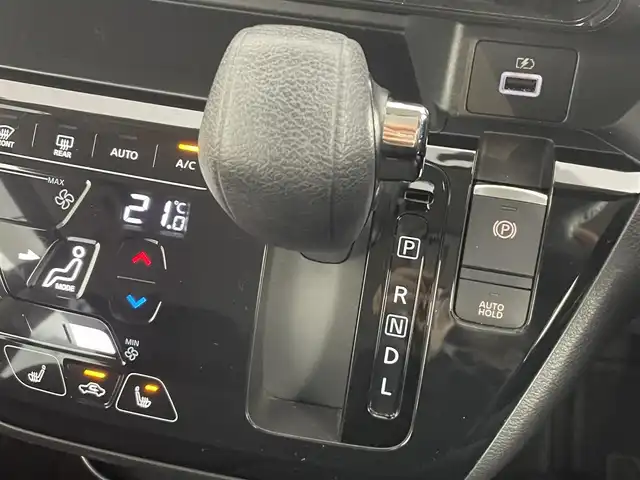 日産 デイズ HWS G ターボ プロパイロットED 道央・札幌 2022(令4)年 5万km フローズンバニラパール/アッシュブラウンM ・4WD/・プロパイロット/・エマージェンシーブレーキ/・レーンキープアシスト/・レーダークルーズコントロール/・先行車発進お知らせ/・標識認識システム/・社外メモリナビ/・フルセグ/BT/CD/DVD/・アラウンドビューモニター/・ETC/・シートヒーター/・コーナーセンサー/・アイドリングストップ/・前後ドライブレコーダー/・ステアリングスイッチ/・プッシュスタート/・スマートキー/・横滑り防止装置