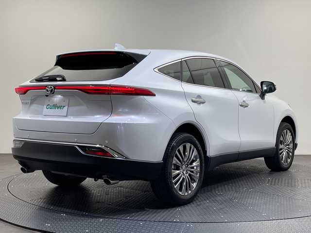 トヨタ ハリアー Z 愛媛県 2023(令5)年 2.6万km プラチナホワイトパールマイカ メーカーナビ/(Bluetooth/フルセグ/USB)/全周囲カメラ/レーダークルーズコントロール/ドライブレコーダー/衝突被害軽減ブレーキ/レーンキープアシスト/コーナーセンサー/ブラインドスポットモニター/電動リアゲート/ETC/LEDヘッドライト/オートマチックハイビーム/オートライト