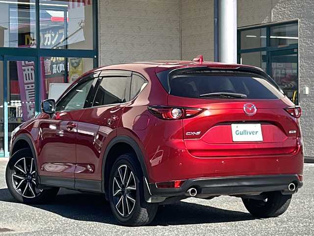 マツダ ＣＸ－５ XD Lパッケージ 愛知県 2017(平29)年 8.8万km ソウルレッドクリスタルM 登録時走行距離８７６２０km/純正8.8インチMAZDAコネクトHDDナビ/（Bluetooth/フルセグTV/DVD/USB)/バックカメラ/サイドビューモニター/パーキングセンサー/BOSEスピーカー/I-ACTIVSENSE/プリクラッシュセーフティー/レーンキープアシスト/ブラインドスポットモニター/リヤクロストラフィックアラート/レーダークルーズコントロール/誤発進抑制機能（前後）/ドライバーアテンションアラート/アダブティブヘッドライト/標識認識機能/サンルーフ/前後シートヒーター/ステアリングヒーター/前席パワーシート/パワーリアゲート/電子パーキング/オートホールド/純正ETC/白革シート/革巻きステアリング/マルチインフォメーションディスプレイ/スマートキー/（スペアキー×１）/取説
