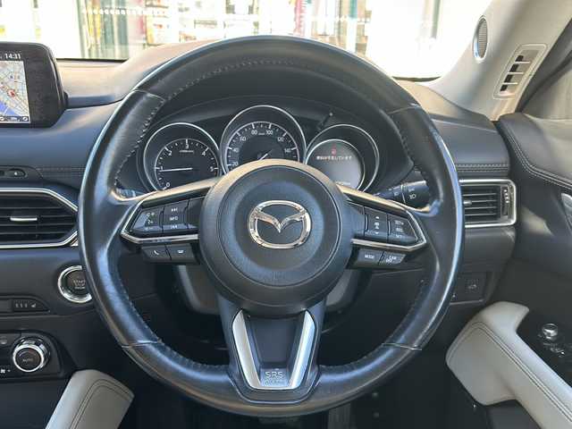 マツダ ＣＸ－５ XD Lパッケージ 愛知県 2017(平29)年 8.8万km ソウルレッドクリスタルM 登録時走行距離８７６２０km/純正8.8インチMAZDAコネクトHDDナビ/（Bluetooth/フルセグTV/DVD/USB)/バックカメラ/サイドビューモニター/パーキングセンサー/BOSEスピーカー/I-ACTIVSENSE/プリクラッシュセーフティー/レーンキープアシスト/ブラインドスポットモニター/リヤクロストラフィックアラート/レーダークルーズコントロール/誤発進抑制機能（前後）/ドライバーアテンションアラート/アダブティブヘッドライト/標識認識機能/サンルーフ/前後シートヒーター/ステアリングヒーター/前席パワーシート/パワーリアゲート/電子パーキング/オートホールド/純正ETC/白革シート/革巻きステアリング/マルチインフォメーションディスプレイ/スマートキー/（スペアキー×１）/取説