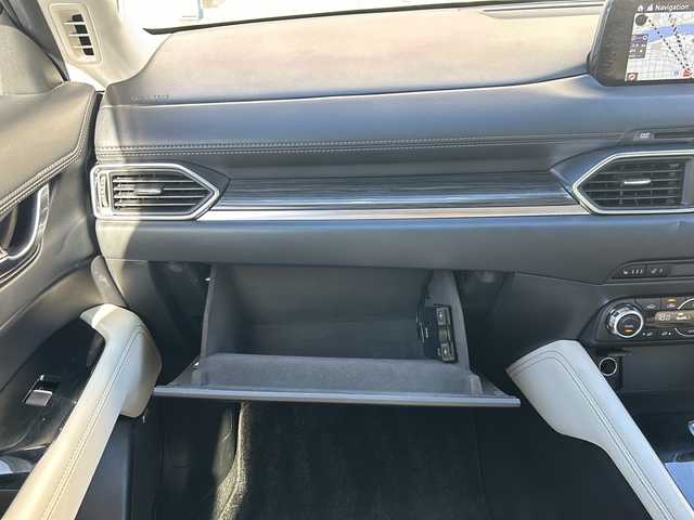 マツダ ＣＸ－５ XD Lパッケージ 愛知県 2017(平29)年 8.8万km ソウルレッドクリスタルM 登録時走行距離８７６２０km/純正8.8インチMAZDAコネクトHDDナビ/（Bluetooth/フルセグTV/DVD/USB)/バックカメラ/サイドビューモニター/パーキングセンサー/BOSEスピーカー/I-ACTIVSENSE/プリクラッシュセーフティー/レーンキープアシスト/ブラインドスポットモニター/リヤクロストラフィックアラート/レーダークルーズコントロール/誤発進抑制機能（前後）/ドライバーアテンションアラート/アダブティブヘッドライト/標識認識機能/サンルーフ/前後シートヒーター/ステアリングヒーター/前席パワーシート/パワーリアゲート/電子パーキング/オートホールド/純正ETC/白革シート/革巻きステアリング/マルチインフォメーションディスプレイ/スマートキー/（スペアキー×１）/取説