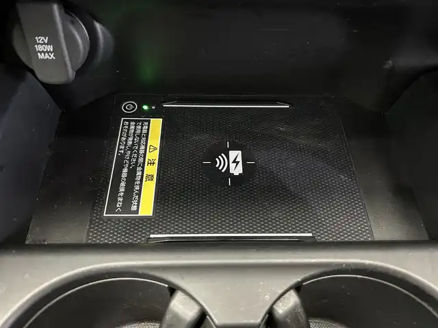 ホンダ ＺＲ－Ｖ Z 鹿児島県 2024(令6)年 2.1万km プラチナホワイトパール 禁煙車/純正9インチナビ(フルセグTV/Bluetooth)/全方位カメラ/ホンダセンシング/追従型クルーズコントロール/BOSEプレミアムサウンド/ブラインドスポットインフォメーション/後退出庫サポート/アダプティブドライビングビーム/運転席メモリー機能付きパワーシート/前席シートヒーター/前方ドライブレコーダー/ステアリングヒーター/本革シート/パワーバックドア/ワイヤレス充電/ETC/純正フロアマット/純正アルミホイール/LEDヘッドライト