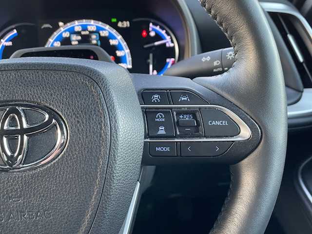 トヨタ ヴォクシー ハイブリッド S－Z 静岡県 2022(令4)年 6.4万km アティチュードブラックマイカ ●10.5インチ純正ディスプレイオーディオ(ナビ付き)/(フルセグ/CD/DVD/Bluetooth//AppleCarPlay/AndroidAuto)/●ハーフレザーシート/●前席シートヒーター/●全方位カメラ/●13.2インチフリップダウンモニター/●レーダークルーズコントロール/●パーキングアシスト/●ブラインドスポットモニター/●プリクラッシュセーフティ/●レーンキープアシスト/●前後クリアランスソナー/●電動パーキングブレーキ/●オートブレーキホールド/●LEDヘッドライト＆フォグランプ/●オートライト/●オートマチックハイビーム/●革巻きステアリング/●ステアリングスイッチ/●ステアリングヒーター/●ETC2.0/●前後ドライブレコーダー/●電動リアゲート/●両側パワースライドドア/●電動格納ウィンカーミラー/●スマートキー/●プッシュスタート/●純正フロアマット/●純正16インチアルミホイール/●ダブル＋サイドSRS＋ABS/●保証書/●取扱説明書