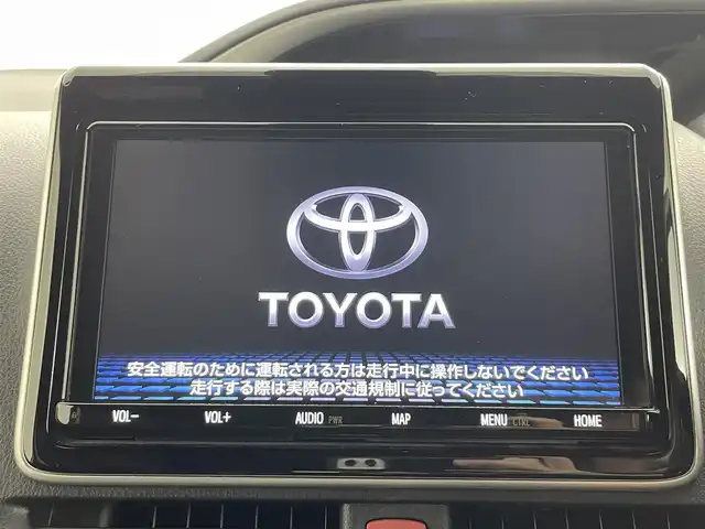 トヨタ ヴォクシー ZS 煌Ⅲ 埼玉県 2021(令3)年 5万km ホワイトパールクリスタルシャイン モデリスタ　純正９型ナビ　両側電動　ＥＴＣ　バックカメラ　フルセグＴＶ　ハーフレザーシート　純正１６インチアルミ　クルーズコントロール　ＬＥＤヘッドライト　衝突被害軽減　ＢＴ　ＵＳＢ端子