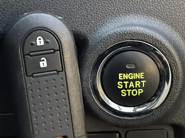 ダイハツ ブーン スタイル SAⅢ 島根県 2019(平31)年 2.1万km パールホワイトⅢ 登録時走行距離20640km/ワンオーナー/純正ナビ（Bluetooth・TV・CD・DVD・FM・AM）/前後コーナーセンサー/アイドリングストップ/衝突被害軽減システム/横滑り防止装置/スペアキー/オートハイビーム/プッシュスタート/バックカメラ/純正LEDヘッドライト/ETC/保証書/取扱説明書/禁煙車