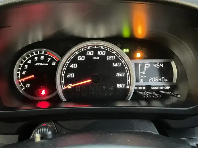 ダイハツ ブーン スタイル SAⅢ 島根県 2019(平31)年 2.1万km パールホワイトⅢ 登録時走行距離20640km/ワンオーナー/純正ナビ（Bluetooth・TV・CD・DVD・FM・AM）/前後コーナーセンサー/アイドリングストップ/衝突被害軽減システム/横滑り防止装置/スペアキー/オートハイビーム/プッシュスタート/バックカメラ/純正LEDヘッドライト/ETC/保証書/取扱説明書/禁煙車