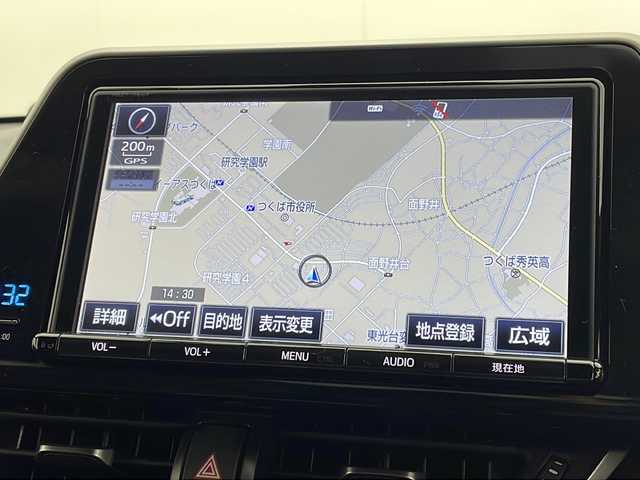 トヨタ Ｃ－ＨＲ G 茨城県 2018(平30)年 0.8万km ホワイトパールクリスタルシャイン 純正9インチナビ/・バックカメラ/・TV/・Bluetooth/ワンオーナー/ドライブレコーダー/純正ビルドインETC/追従型クルーズコントロール/前後コーナーセンサー/シートヒーター（D+N席）/AAC/nanocAAC/純正アルミホイール/ウェルカムライト/フロントバンパーガーニッシュ/衝突被害軽減ブレーキ/レーンキープアシスト/スマートキー