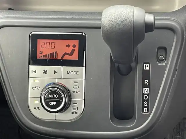 トヨタ パッソ モーダ　S 熊本県 2017(平29)年 6.3万km ブラックマイカメタリック/パウダリーベージュメタリック 2トーン 禁煙車　/社外ナビMDV-D5048TW（ＣＤ・ＤＶＤ・フルセグ・ＢＴ）/バックカメラ　/純正前方ドライブレコーダー　/ＥＴＣ　/後ろのみコーナーセンサー　/衝突軽減ブレーキ/アイドリングストップ/横滑り防止　/電動格納ミラー/オートライト　/ＬＥＤヘッドライト　/スマートキー/プッシュスタート/スペアキー1本
