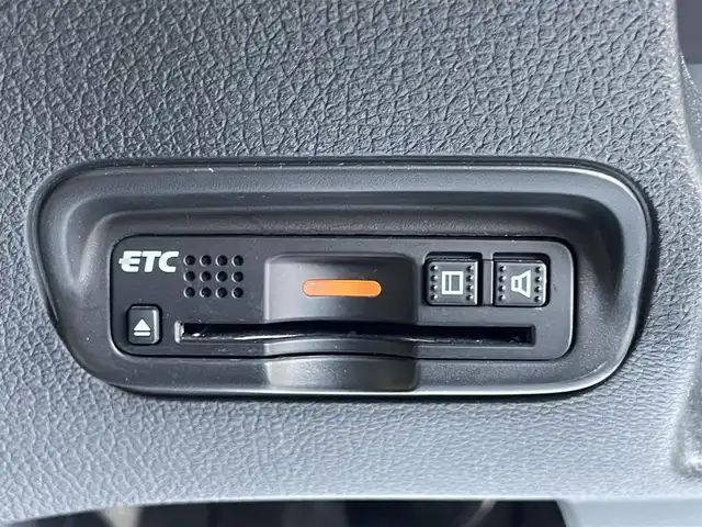 ホンダ ヴェゼル ハイブリッド RS ホンダセンシング 愛媛県 2018(平30)年 4.3万km ホワイトオーキッドパール 純正8インチナビ/AM/FM/CD/DVD/BT/フルセグTV　/ホンダセンシング　/バックカメラ　/アダプティブクルーズコントロール　/パドルシフト　/電動パーキングブレーキ　/純正フルエアロ　/ドラレコ/ETC/アルミペダル/アイドリングストップ/Ｄ/Ｎ席シートヒーター/革巻きステアリング/ハーフレザー/ＬＥＤヘッドライト/現状サマー(純正ＡＷ)(225/50/R18)