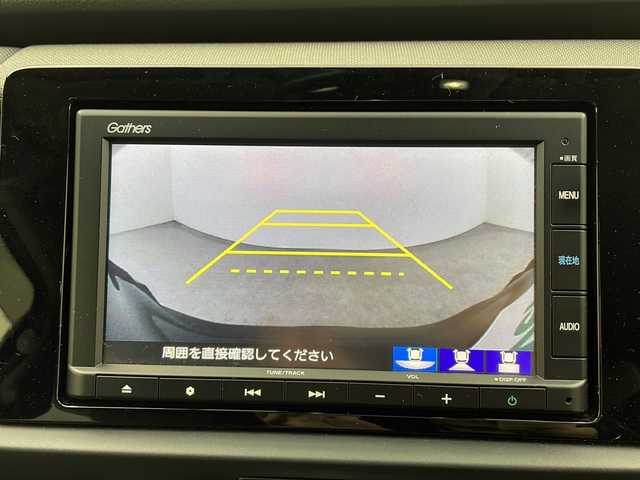 ホンダ フィット e:HEVクロスター 秋田県 2020(令2)年 4.9万km ミッドナイトブルービームM 4WD/純正SDナビ(CD DVD SD BT)/バックカメラ/ホンダセンシング/　・衝突軽減ブレーキ/　・誤発進抑制機能（前方・後方）/　・近距離衝突軽減ブレーキ（前方・後方）/　・路外逸脱抑制機能/　・歩行者事故低減ステアリング/　・車線維持支援システム/　・渋滞追従機能付きアダプティブクルーズコントロール/　・先行車発進お知らせ機能/　・標識認識機能/　・オートハイビーム/ETC/純正前後ドラレコ/コーナーセンサー/プッシュスタート/スマートキー/スペアキー/純正フロアマット/純正アルミホイール/LEDヘッドライト/ステアリングスイッチ/USBジャック