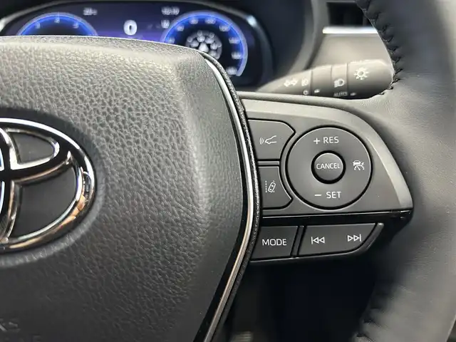 トヨタ ハリアー Z レザーパッケージ 鹿児島県 2024(令6)年 0.7万km プレシャスブラックパール 純正ディスプレイオーディオ　/バックカメラ　/トヨタセーフティセンス　/ブラインドスポットモニター　/モデリスタエアロ　/ＪＢＬサウンド　/Ｄ席シートメモリ　/革巻きステアリング　/ステアリングヒーター/ステアリングリモコン　/フロントフォグライト/電動格納ミラー