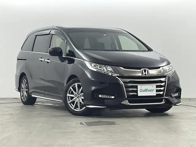 ホンダ オデッセイ アブソルート ホンダセンシング 大阪府 2020(令2)年 5万km プレミアムスパークルブラックパール ホンダセンシング　/・CMBS/・車線逸脱警報/・レーダークルーズコントロール/・レーンアシスト/純正ナビゲーション/【AM/FM/Bluetooth/フルセグ】　/バックカメラ　/純正フリップダウンモニター　/ハーフレザーシート　/パワーシート　/両側パワースライドドア　/ＥＴＣ２．０　/プッシュスタート　/・スマートキー　/LEDライト　/・オートライト/・フォグライト/純正フロアマット