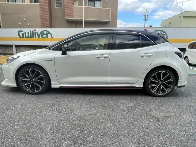 トヨタ カローラ スポーツ ハイブリッドG Z 静岡県 2020(令2)年 7.4万km アティチュードブラックマイカ/ホワイトパールクリスタルシャイン ワンオーナー/TRDエアロ/純正ナビ/フルセグTV/BT/バックカメラ/ハーフレザーシート/前席シートヒーター/前後ドライブレコーダー/ビルトインETC/プリクラッシュセーフティ/レーンキープアシスト/オートハイビーム/レーダークルーズコントロール/クリアランスソナー/ブラインドスポットモニター/LEDライト/LEDフォグ/スマートキー×2/保証書/取扱説明書/ナビ取扱説明書/R7点検記録簿有