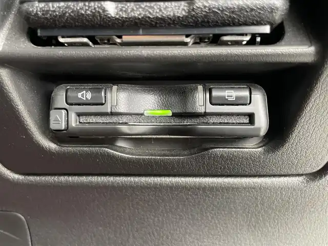 マツダ ＣＸ－３０ XD 100周年特別記念車 愛知県 2020(令2)年 1.7万km スノーフレイクホワイトパールマイカ BOSEサウンド/純正ナビ（フルセグ、CD、DVD、Bluetooth）/シートヒーター（D+N)/ハンドルヒーター/パワーバックドア/パワーシート（D席）/ETC/全方位カメラ/BSM/パワーバックドア/本革レザーシート/LEDヘッドライト/衝突軽減ブレーキ/レーンキープアシスト/オートハイビーム/オートライト/ドラレコ/純正18インチAW/純正フロアマット/コーナーセンサー/USB/フォグライト
