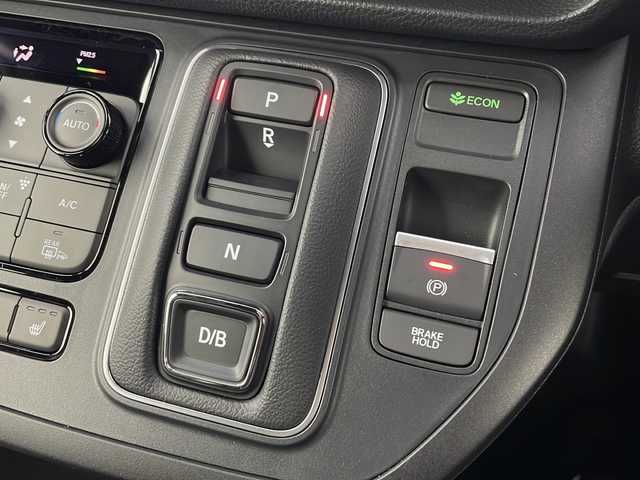 ホンダ ステップワゴン スパーダ eHEV 愛知県 2025(令7)年 0.1千km クリスタルブラックパール ・登録済未使用車/・純正11.4インチナビ/・Bluetooth/フルセグTV/CD/DVD/AppleCarPlay/・ハーフレザーシート/・D/Nシートヒーター/・パワーバックドア/・両側パワースライドドア/・2列目オットマン/・パドルシフト/・オートブレーキホールド/・オートLEDヘッドライト/・フォグライト/・スマートキー×２/・純正16インチアルミホイール/・サイド/カーテンエアバッグ/【ホンダセンシング】/・衝突軽減ブレーキ/・オートハイビーム/・誤発進抑制機能/・後方誤発進抑制機能/・路外逸脱警報機能/・アダプティブクルーズコントロール/・車線維持支援システム/・歩行者事故低減ステアリング^/・先行車発進お知らせ機能/・標識認識機能