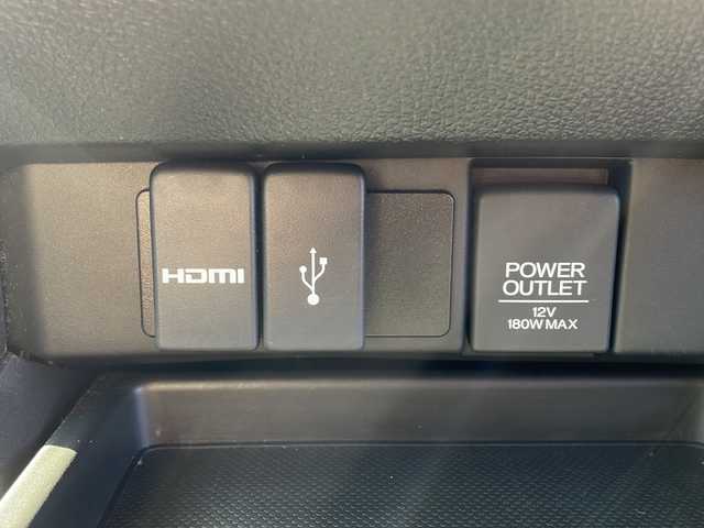 ホンダ オデッセイ アブソルート 岩手県 2014(平26)年 7.9万km クリスタルブラックパール 純正8インチナビ・地デジTV・バックカメラ/社外フリップダウンモニター/両側パワースライドドア/ビルトインETC/スマートキー/プッシュスタート/クルーズコントロール/ハーフレザーシート/純正ホイル・スタッドレスタイヤ積み込み/LEDヘッドライト/純正フロアマット