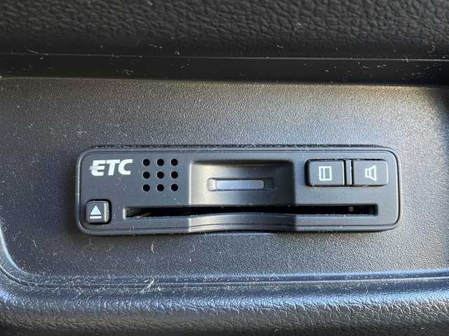 ホンダ オデッセイ アブソルート 岩手県 2014(平26)年 7.9万km クリスタルブラックパール 純正8インチナビ・地デジTV・バックカメラ/社外フリップダウンモニター/両側パワースライドドア/ビルトインETC/スマートキー/プッシュスタート/クルーズコントロール/ハーフレザーシート/純正ホイル・スタッドレスタイヤ積み込み/LEDヘッドライト/純正フロアマット