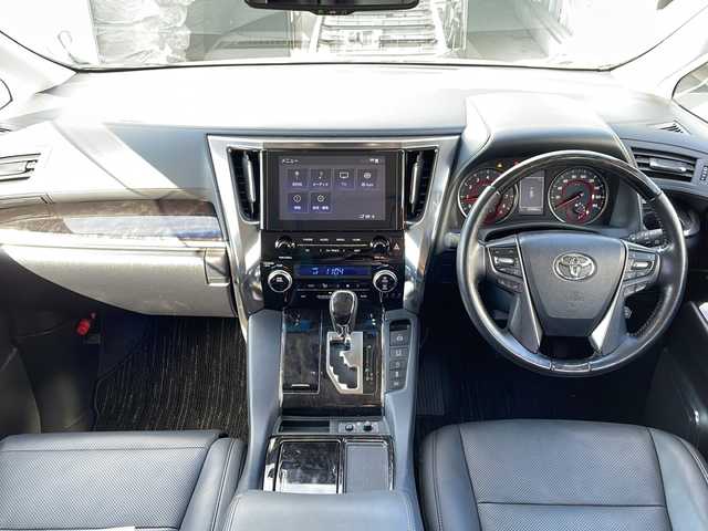 トヨタ アルファード S Cパッケージ 青森県 2021(令3)年 7万km ホワイトパールクリスタルシャイン ・4WD/・本革シート/・純正メーカーOPナビ/・フルセグ/Bluetooth/・バックカメラ/・フリップダウンモニター/・両側パワースライドドア/・衝突軽減ブレーキ/・レーンキープアシスト/・レーダークルーズコントロール/・横滑り抑制装置/・シートヒーター/・ステアリングヒーター/・オートマチックハイビーム/・オートライト/・プッシュスタート/・スマートキー/・USB端子/・LEDヘッドライト/・LEDフォグランプ/・純正フロアマット/・ETC/・純正18AW/・保証書・取説あり