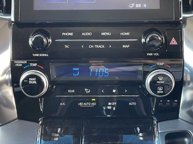 トヨタ アルファード S Cパッケージ 青森県 2021(令3)年 7万km ホワイトパールクリスタルシャイン ・4WD/・本革シート/・純正メーカーOPナビ/・フルセグ/Bluetooth/・バックカメラ/・フリップダウンモニター/・両側パワースライドドア/・衝突軽減ブレーキ/・レーンキープアシスト/・レーダークルーズコントロール/・横滑り抑制装置/・シートヒーター/・ステアリングヒーター/・オートマチックハイビーム/・オートライト/・プッシュスタート/・スマートキー/・USB端子/・LEDヘッドライト/・LEDフォグランプ/・純正フロアマット/・ETC/・純正18AW/・保証書・取説あり