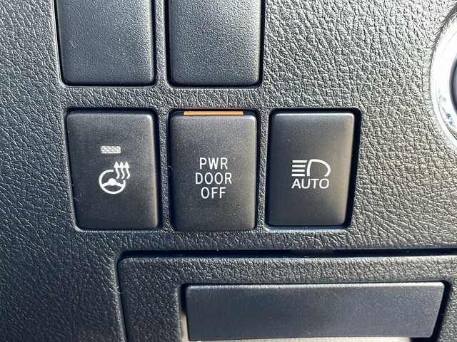 トヨタ アルファード S Cパッケージ 青森県 2021(令3)年 7万km ホワイトパールクリスタルシャイン ・4WD/・本革シート/・純正メーカーOPナビ/・フルセグ/Bluetooth/・バックカメラ/・フリップダウンモニター/・両側パワースライドドア/・衝突軽減ブレーキ/・レーンキープアシスト/・レーダークルーズコントロール/・横滑り抑制装置/・シートヒーター/・ステアリングヒーター/・オートマチックハイビーム/・オートライト/・プッシュスタート/・スマートキー/・USB端子/・LEDヘッドライト/・LEDフォグランプ/・純正フロアマット/・ETC/・純正18AW/・保証書・取説あり