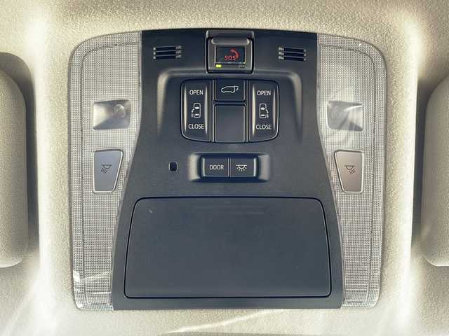 トヨタ アルファード S Cパッケージ 青森県 2021(令3)年 7万km ホワイトパールクリスタルシャイン ・4WD/・本革シート/・純正メーカーOPナビ/・フルセグ/Bluetooth/・バックカメラ/・フリップダウンモニター/・両側パワースライドドア/・衝突軽減ブレーキ/・レーンキープアシスト/・レーダークルーズコントロール/・横滑り抑制装置/・シートヒーター/・ステアリングヒーター/・オートマチックハイビーム/・オートライト/・プッシュスタート/・スマートキー/・USB端子/・LEDヘッドライト/・LEDフォグランプ/・純正フロアマット/・ETC/・純正18AW/・保証書・取説あり