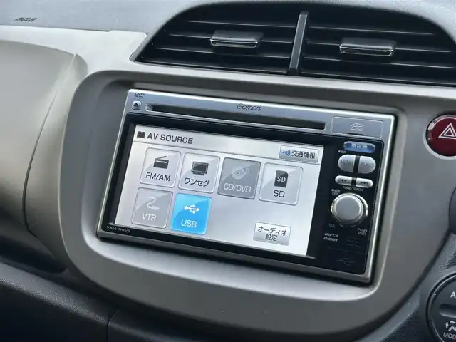 ホンダ フィット ハイブリット スマート セレクション 静岡県 2011(平23)年 12.2万km プレミアムホワイトパール 純正ナビ/ワンセグ/SD/CD/DVD/ETC/クルーズコントロール/ドアバイザー/ウィンカーミラー/純正フロアマット