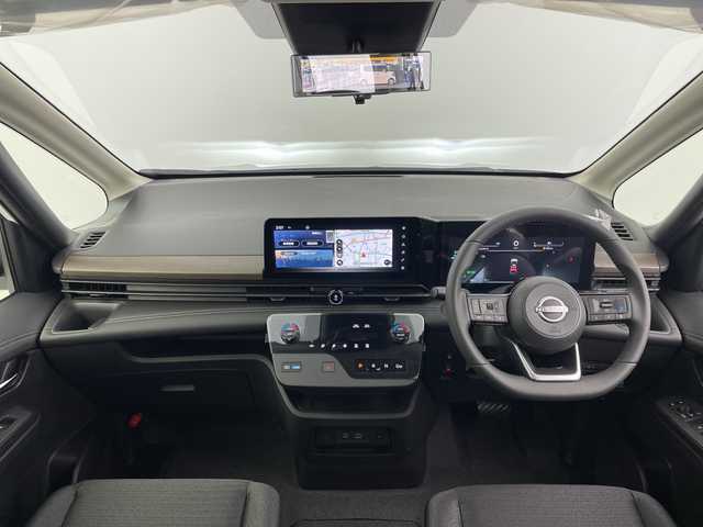 日産 セレナ e－パワー ハイウェイスター V 愛知県 2025(令7)年 0.1千km プリズムホワイト 登録済未使用車　6ｋｍ/12.3インチアドバンスドドライブアシストディスプレイ/・NISSANコネクトナビゲーションシステム/・ビルトインETC2.0/・内蔵式前後ドライブレコーダー/後席専用モニターHDMI NissanConnectナビ付車用/６スピーカー/アラウンドビューモニター/インテリジェントルームミラー/ワイヤレス充電器/ナビリンク機能付きプロパイロット/エマージェンシーブレーキ/ブラインドスポットモニター/車線逸脱警報/横滑り防止/アダプティブLEDヘッドライト/ドライブモードセレクター/Eペダルステップ/電動パーキングブレーキ