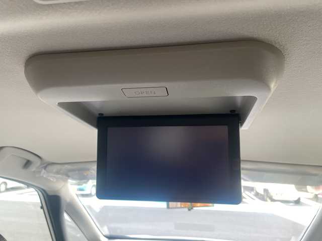 日産 セレナ e－パワー ハイウェイスター V 愛知県 2025(令7)年 0.1千km プリズムホワイト 登録済未使用車　6ｋｍ/12.3インチアドバンスドドライブアシストディスプレイ/・NISSANコネクトナビゲーションシステム/・ビルトインETC2.0/・内蔵式前後ドライブレコーダー/後席専用モニターHDMI NissanConnectナビ付車用/６スピーカー/アラウンドビューモニター/インテリジェントルームミラー/ワイヤレス充電器/ナビリンク機能付きプロパイロット/エマージェンシーブレーキ/ブラインドスポットモニター/車線逸脱警報/横滑り防止/アダプティブLEDヘッドライト/ドライブモードセレクター/Eペダルステップ/電動パーキングブレーキ