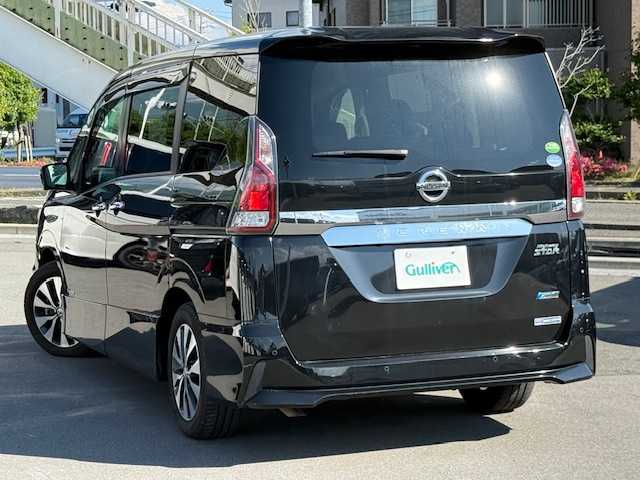 日産 セレナ ハイウェイスター 長野県 2016(平28)年 3.5万km ダイヤモンドブラック 禁煙車　/純正ＳＤナビ（フルセグ／ＣＤ／ＤＶＤ／ＢＴ）　/全方位カメラ　/両側パワースライド　/衝突被害軽減システム　/ＥＴＣ　/コーナーセンサー　/Ｐキングアシスト　/リアロールサンシェード　/純正フロアマット/ワンオーナー/ドアバイザー/プッシュスタート