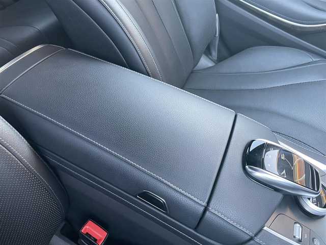 メルセデス・ベンツ Ｓ３００ ハイブリッド AMGライン 福岡県 2016(平28)年 4.1万km 紺 サンルーフ/パヒュームデュヒューザー　/レーダーセーフティパッケージ/アダプティブクルーズコントロール/ブラインドスポットモニター/レーンキープアシスト/アクティブセーフティブレーキ/ヘッドアップディスプレイ/エアーサスペンション/黒革シート/全席シートヒーター/純正HDDナビ/フルセグTV/Bluetooth/全方位カメラ/パワーバックドア/LEDヘッドライト/オートハイビーム/パドルシフト/社外21インチアルミホイール/ETC/取扱説明書/保証書/スペアキー×1