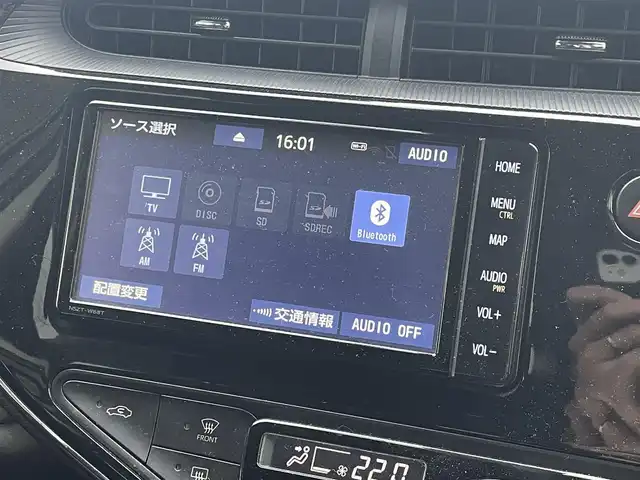トヨタ アクア S スタイルブラック 千葉県 2019(令1)年 4.2万km ホワイトパールクリスタルシャイン 純正メモリーナビ/フルセグTV/（CD/Bluetooth）/バックカメラ/純正１５インチAW/セーフティセンス/・プリクラッシュセーフティシステム/・レーンディパーチャーアラート/・オートマチックハイビーム/LEDヘッドライト/スマートキー/ドライブレコーダー/ETC/インテリジェントクリアランスソナー/横すべり防止装置/オートライト/純正マット/保証書/取扱説明書