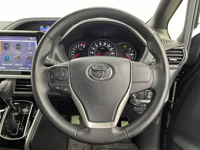 トヨタ ヴォクシー ZS 煌Ⅲ 宮城県 2021(令3)年 5.5万km ブラック アルパイン１１型ナビ　/両側パワースライドドア　/プリクラッシュセーフティ　/レーンディパーチャーアラート　/オートマチックハイビーム　/クリアランスソナー　/クルーズコントロール/ＥＴＣ　/バックカメラ　/ハーフレザー　/ＬＥＤヘッドランプ/後席オートエアコン/充電用USBポート/純正16インチAW/禁煙