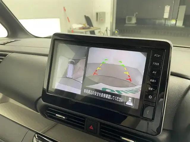 三菱 デリカミニ T プレミアム 滋賀県 2023(令5)年 0.7万km 緑Ⅱ 純正9インチディスプレイオーディオ/【Bluetooth.Applecarplay.HDMI】/全方位カメラ/衝突軽減ブレーキ/マイパイロット/デジタルインナーミラー/両側電動スライドドア/ハーフレザーシート/パドルシフト/前席シートヒーター/ステアリングヒーター/電子パーキング/オートブレーキホールド/オートライト/オートハイビーム/LEDヘッドライト/ETC/ステアリングスイッチ/スマートキー/スペアキー