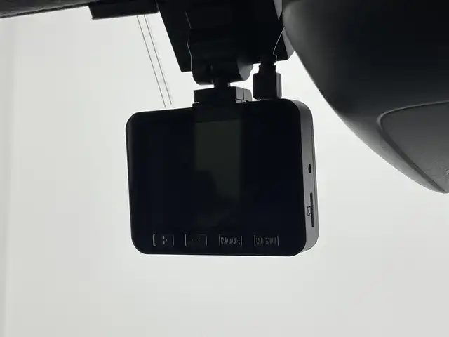 ダイハツ タント カスタム RS セレクション 大分県 2020(令2)年 5.7万km ブラックマイカメタリック 社外ナビ（AVIC-RW810）/Bluetooth/CD/DVD/フルセグ/両側パワースライドドア/バックカメラ/純正フロアマット/シートヒーター/ベンチシート/ステアリングスイッチ/革巻ステアリング/ドアバイザー/コーナーセンサー/レーンキープアシスト/アイドリングストップ/オートライト/LED/ドライブレコーダー