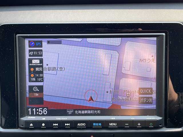 ホンダ フィット e:HEVホーム 道東・釧路十勝 2021(令3)年 2.6万km プラチナホワイトパール 4WD/純正８インチSDナビ　/(フルセグTV/ＤＶＤ再生/Ｂｌｕｅｔｏｏｔｈ接続)　/ＥＴＣ　/バックカメラ　/渋滞追従機能付アダプティブ・クルーズ・コントロール/前後コーナーセンサー　/レーンアシスト　/衝突軽減ブレーキ/横滑り防止装置/アイドリングストップ　/スマートキー/プッシュスタート　/純正ＬＥＤヘッドライト/純正フロアマット