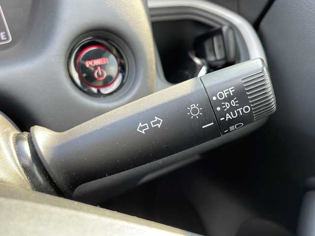 ホンダ フィット e:HEVホーム 道東・釧路十勝 2021(令3)年 2.6万km プラチナホワイトパール 4WD/純正８インチSDナビ　/(フルセグTV/ＤＶＤ再生/Ｂｌｕｅｔｏｏｔｈ接続)　/ＥＴＣ　/バックカメラ　/渋滞追従機能付アダプティブ・クルーズ・コントロール/前後コーナーセンサー　/レーンアシスト　/衝突軽減ブレーキ/横滑り防止装置/アイドリングストップ　/スマートキー/プッシュスタート　/純正ＬＥＤヘッドライト/純正フロアマット